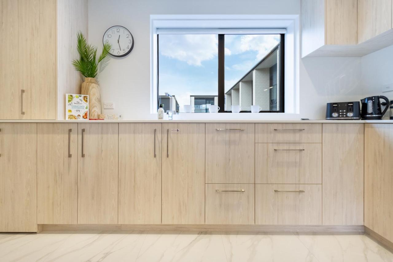 In The Heart Of It All: 2 Bed Cbd Townhouse Christchurch Exterior photo